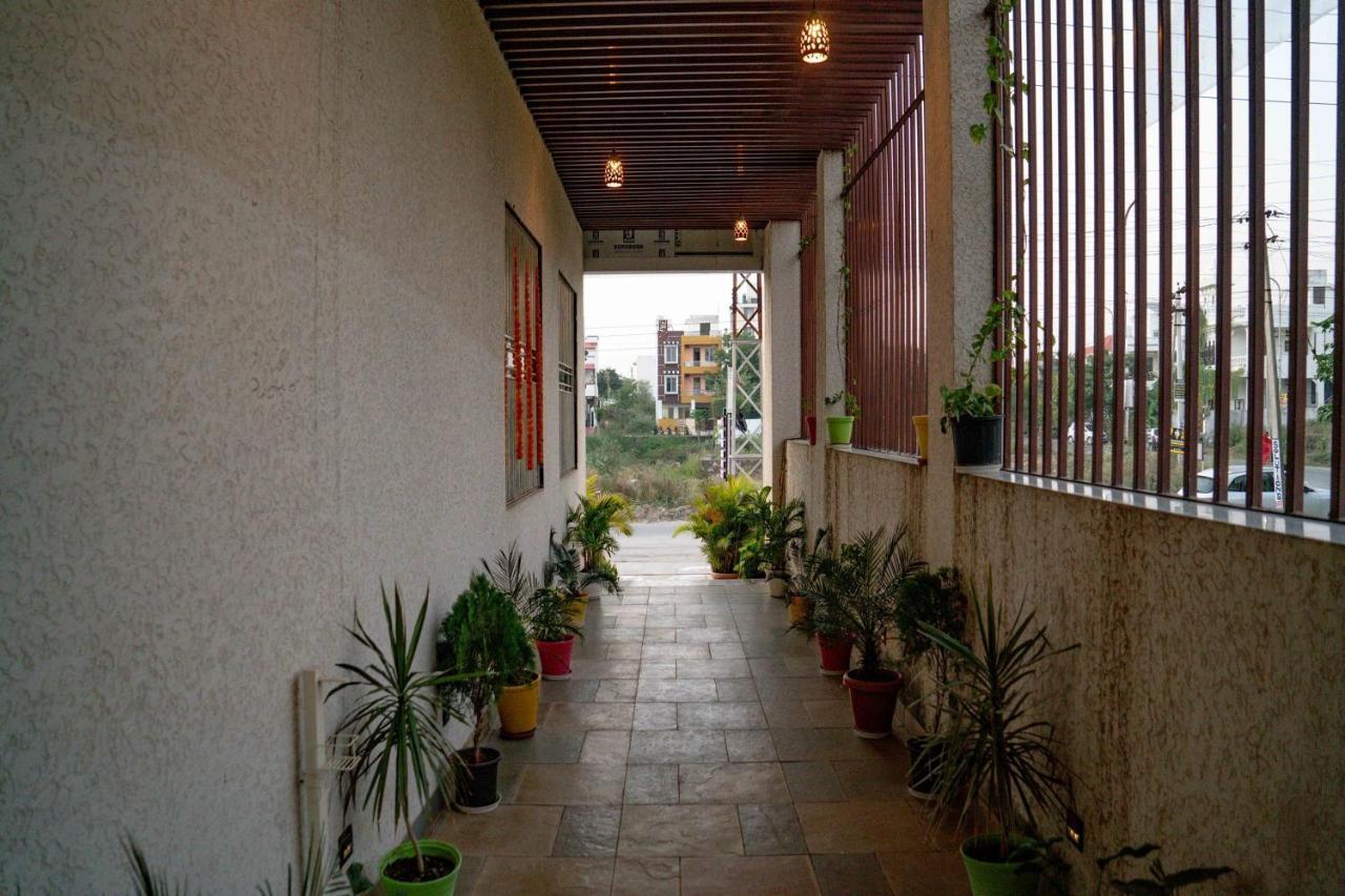Pine Regency - Aravali'S Peak View Hotel Udaipur Kültér fotó